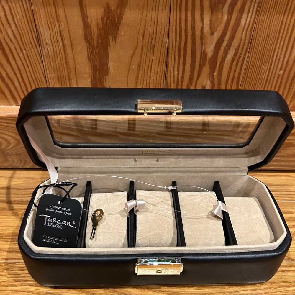 Watch box